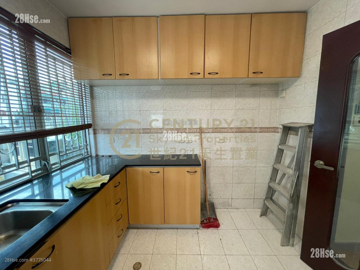 Villa De Mer Rental 1,379 ft²
