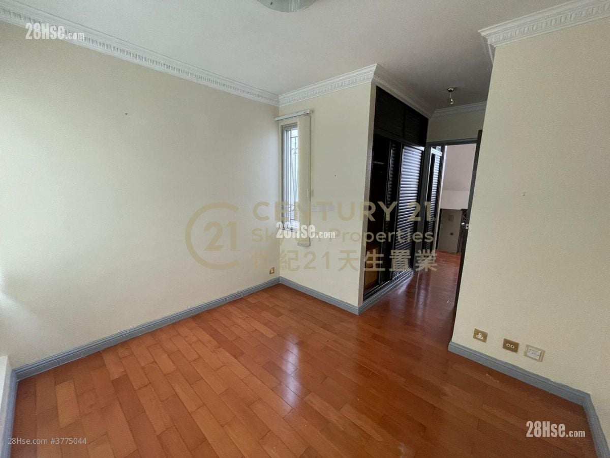 Villa De Mer Rental 1,379 ft²