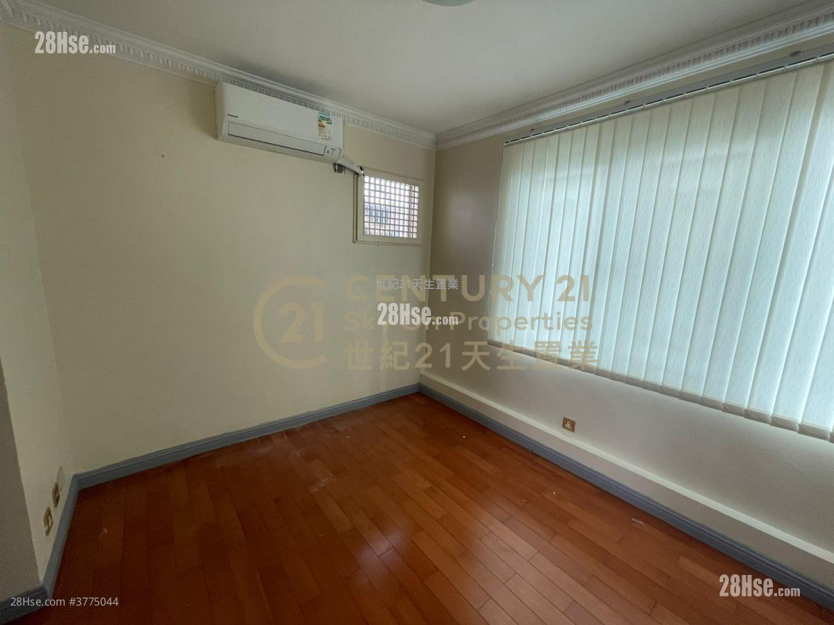 Villa De Mer Rental 1,379 ft²