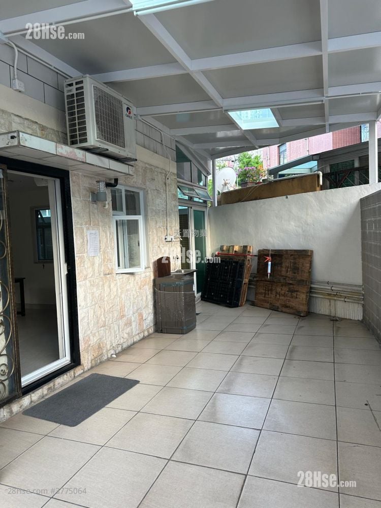 Siu Hang Tsuen Rental 5+ Bedrooms , 5+ Bathrooms 2,100 ft²