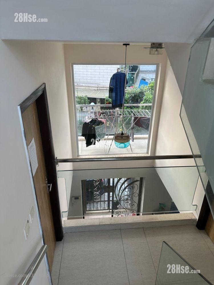 Siu Hang Tsuen Rental 5+ Bedrooms , 5+ Bathrooms 2,100 ft²