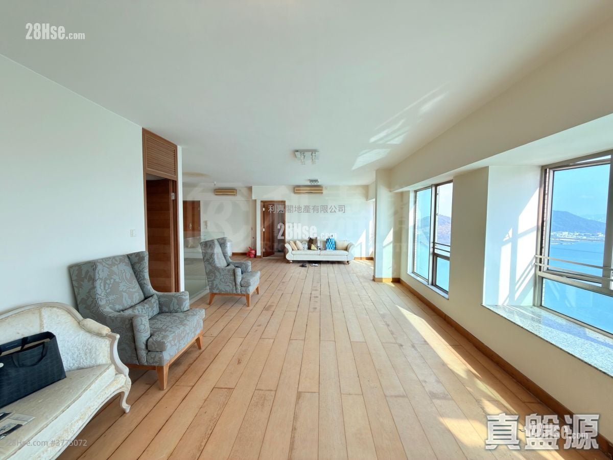 Bellagio Sell 3 Bedrooms 1,814 ft²