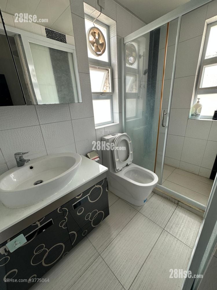 Siu Hang Tsuen Rental 5+ Bedrooms , 5+ Bathrooms 2,100 ft²
