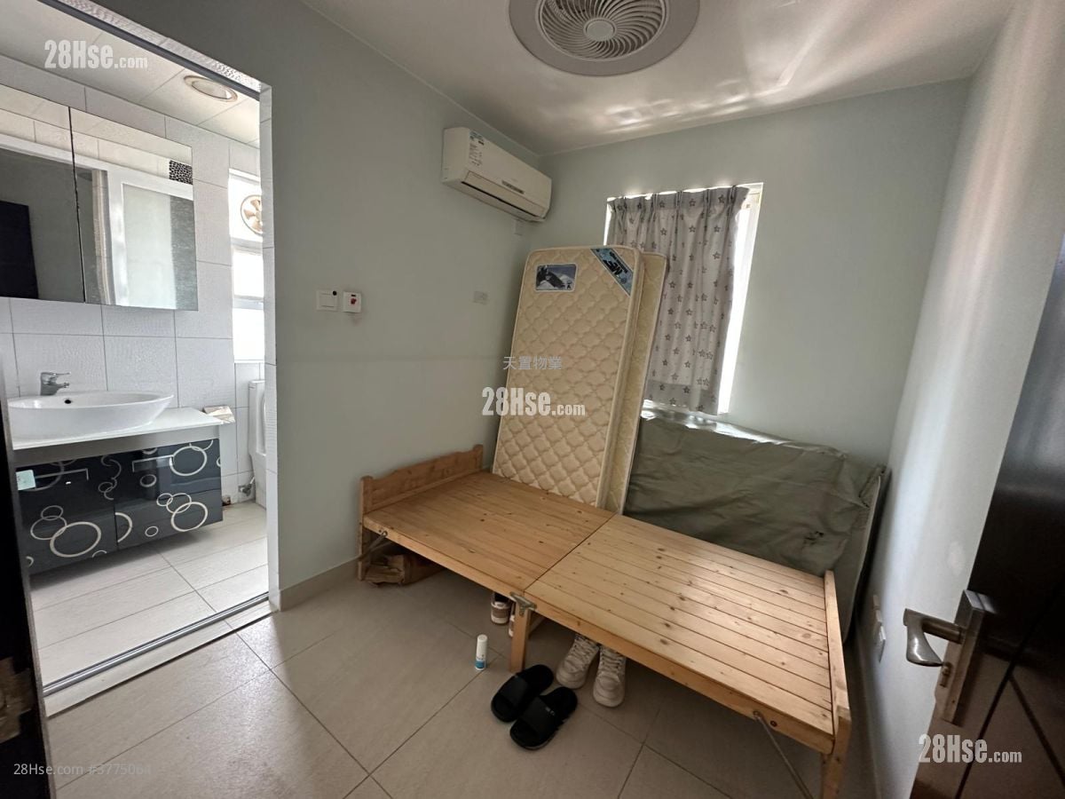 Siu Hang Tsuen Rental 5+ Bedrooms , 5+ Bathrooms 2,100 ft²