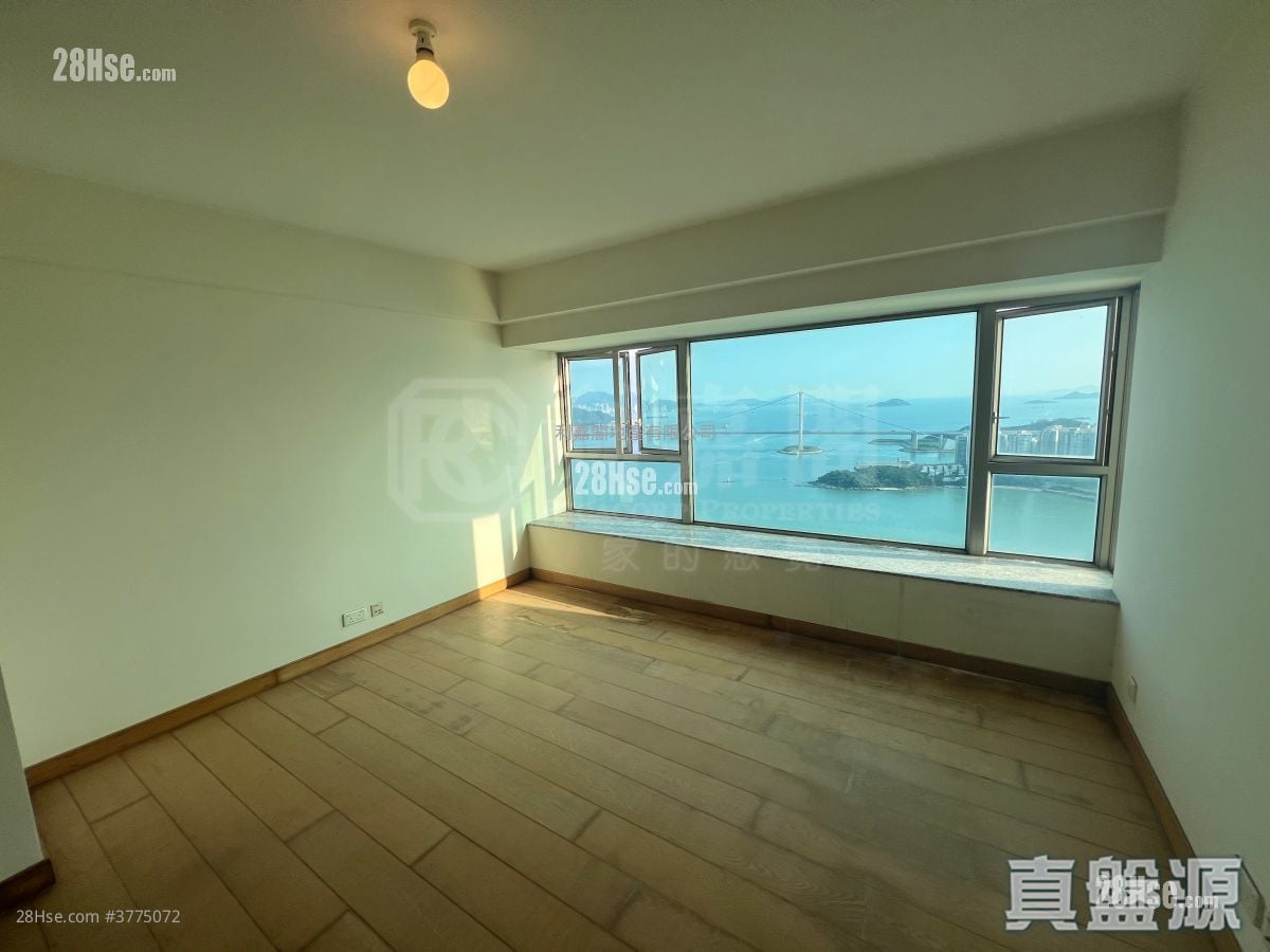 Bellagio Sell 3 Bedrooms 1,814 ft²