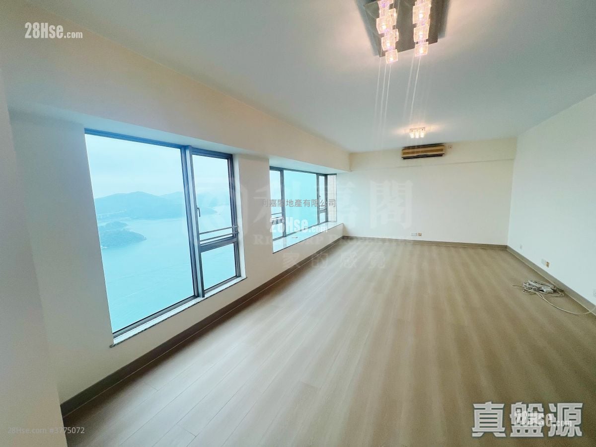 Bellagio Sell 3 Bedrooms 1,814 ft²