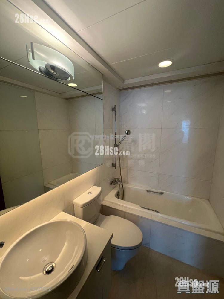 Bellagio Sell 3 Bedrooms 1,814 ft²