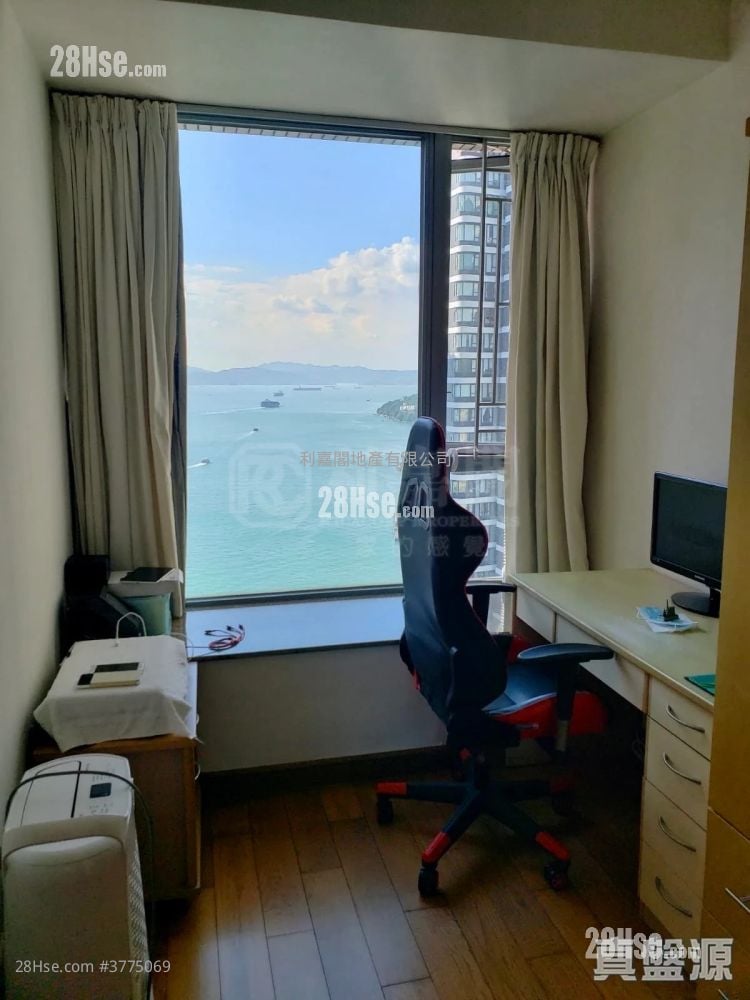 Residence Bel-Air Sell 3 Bedrooms , 3 Bathrooms 1,040 ft²