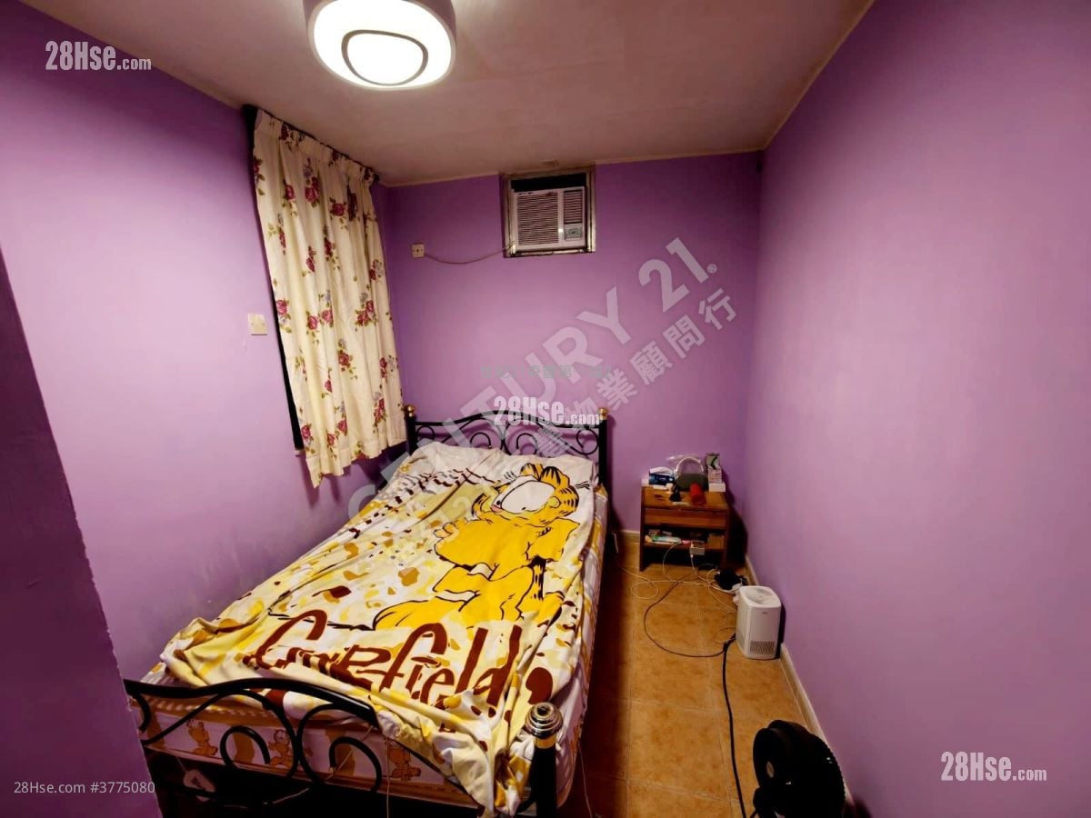 Mei Chung Court Sell 2 Bedrooms , 1 Bathroom 554 ft²