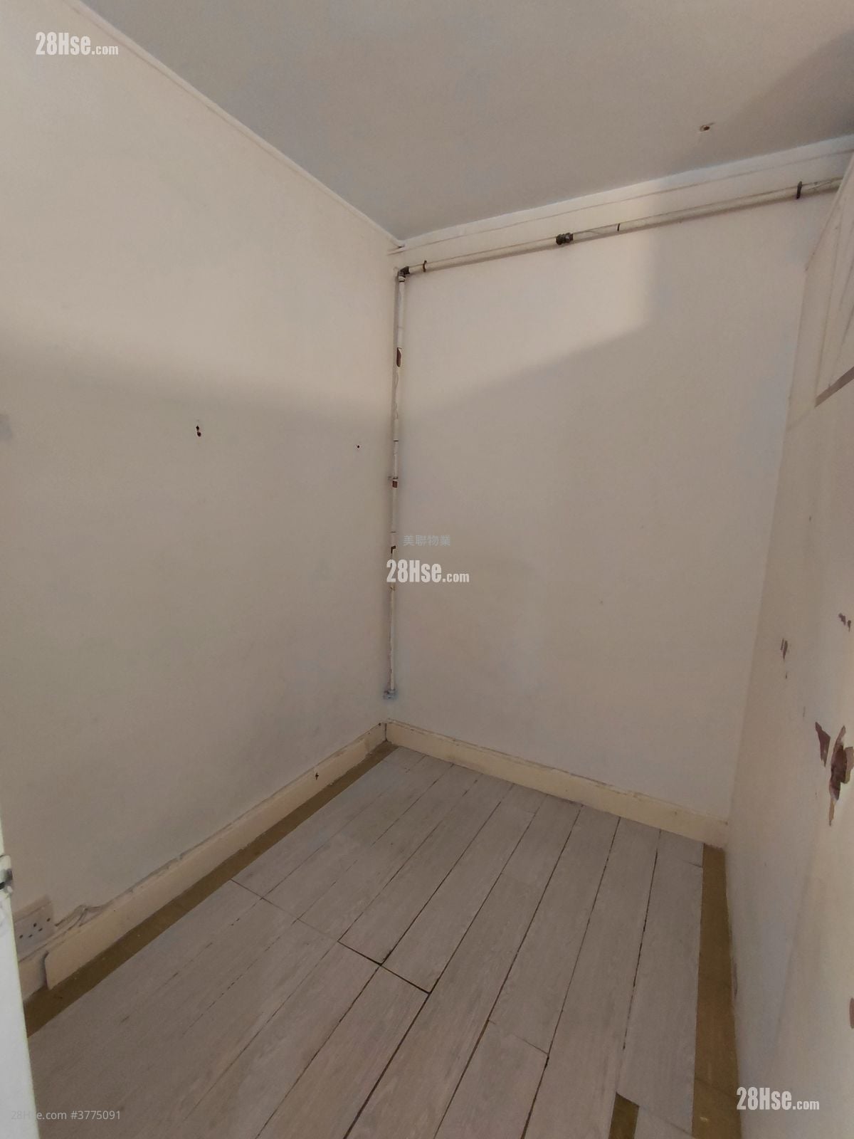 Cheung Wah Estate Sell 423 ft²