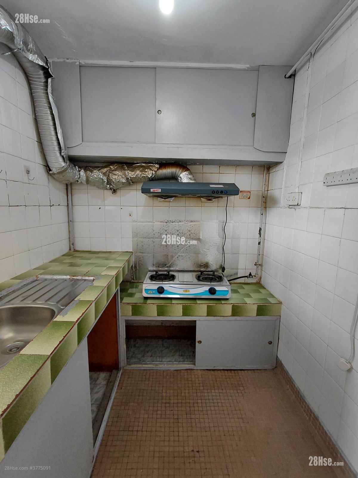 Cheung Wah Estate Sell 423 ft²