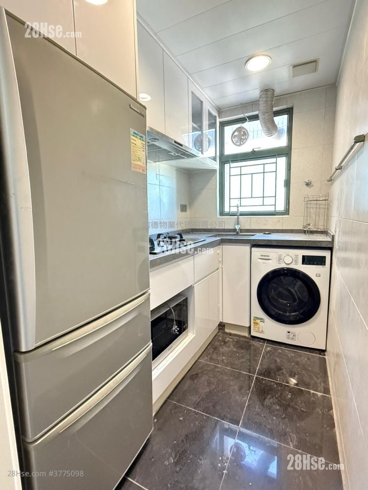 柏景湾 售盘 2 房 , 1 浴室 449 平方尺