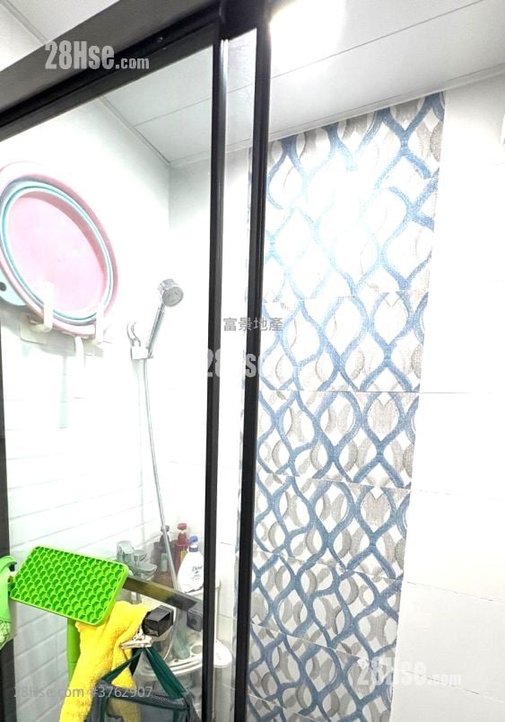 富景花园 售盘 3 房 592 平方尺