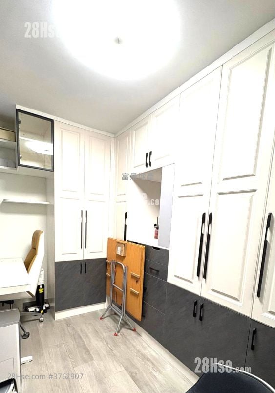 富景花园 售盘 3 房 592 平方尺