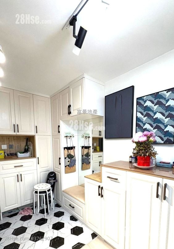 富景花园 售盘 3 房 592 平方尺