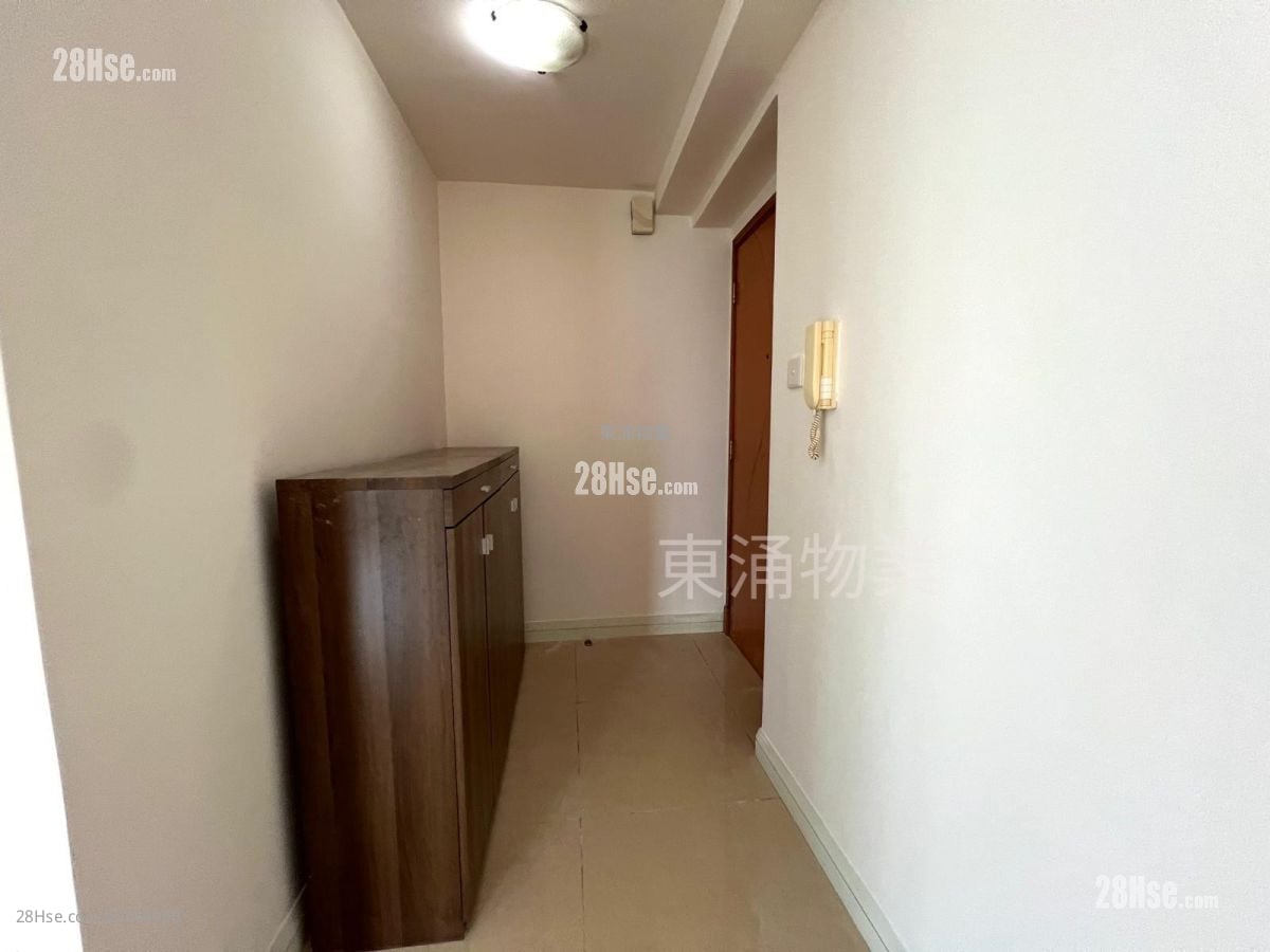 映湾园 租盘 2 房 , 1 浴室 553 平方尺