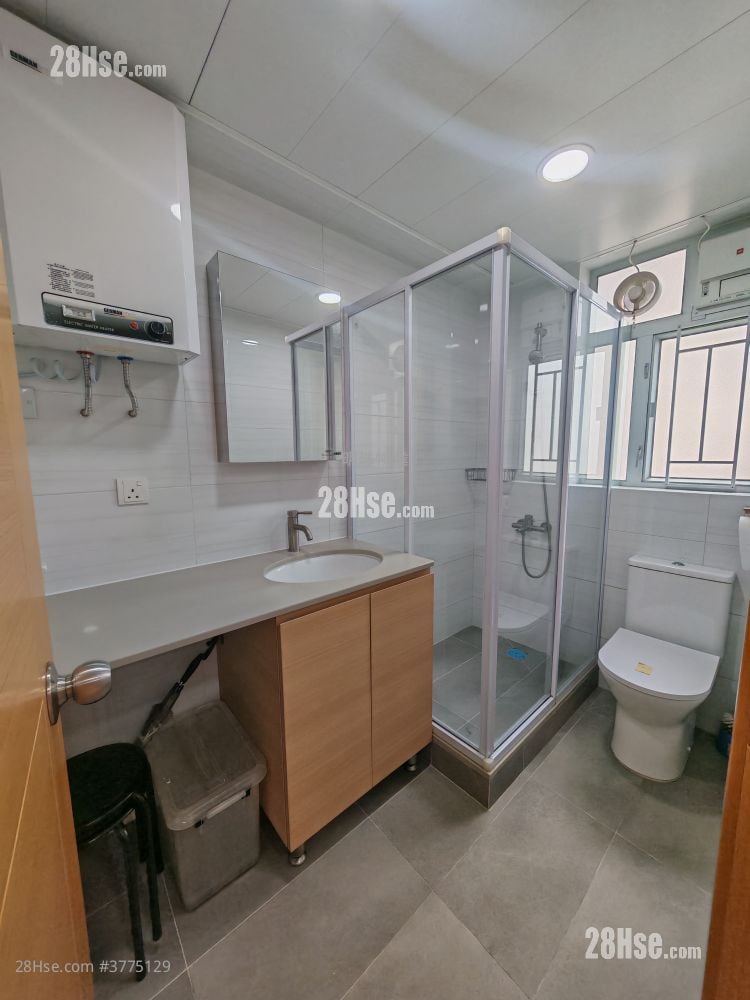 Henning House Sell 2 Bedrooms , 1 Bathroom 501 ft²