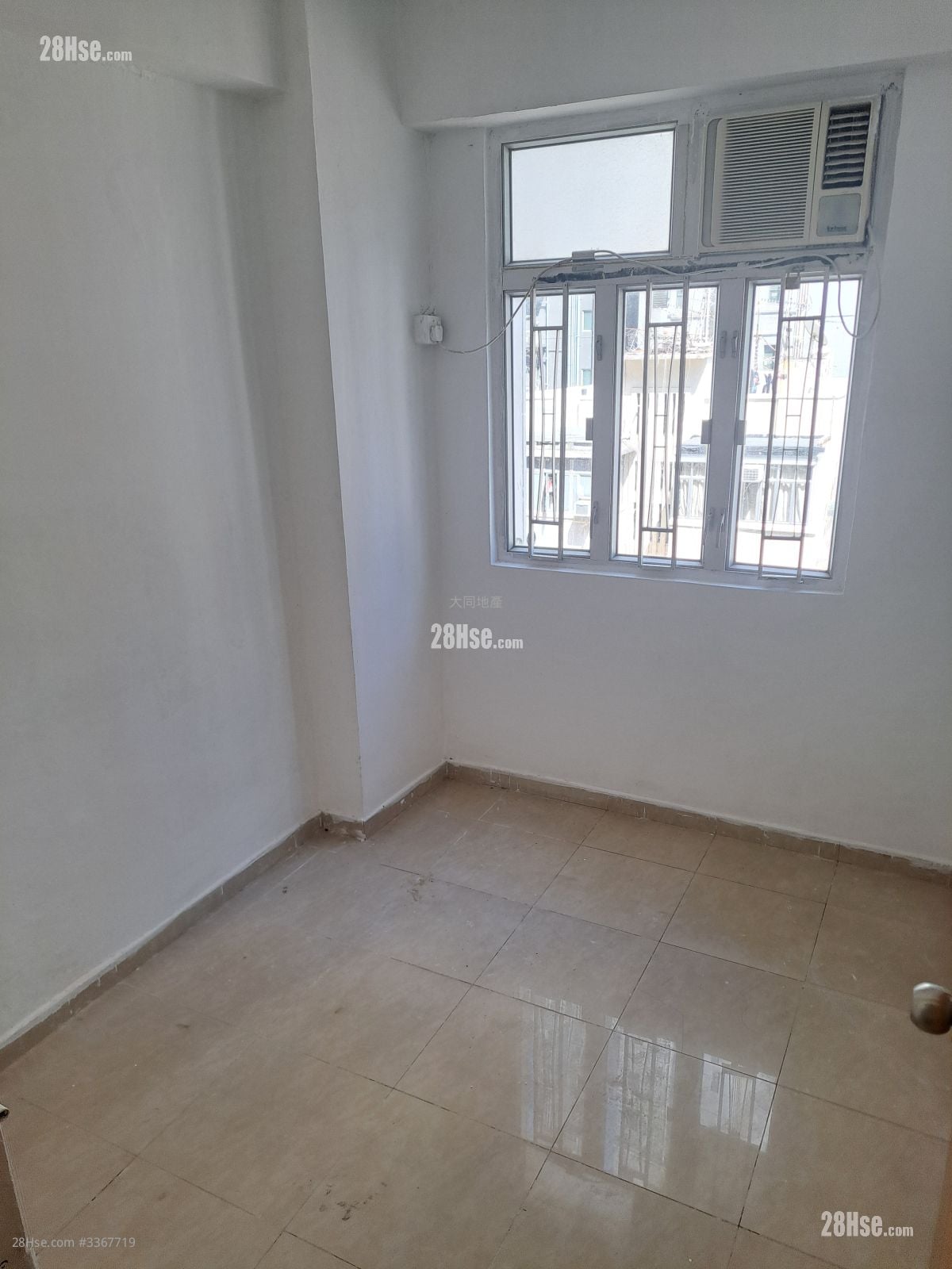 砵兰街大厦 售盘 2 房 , 1 浴室 236 平方尺