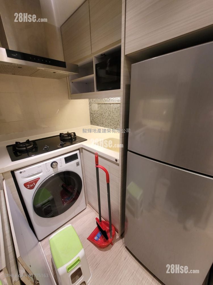 Dorfu Court Sell Studio , 1 Bathroom 349 ft²