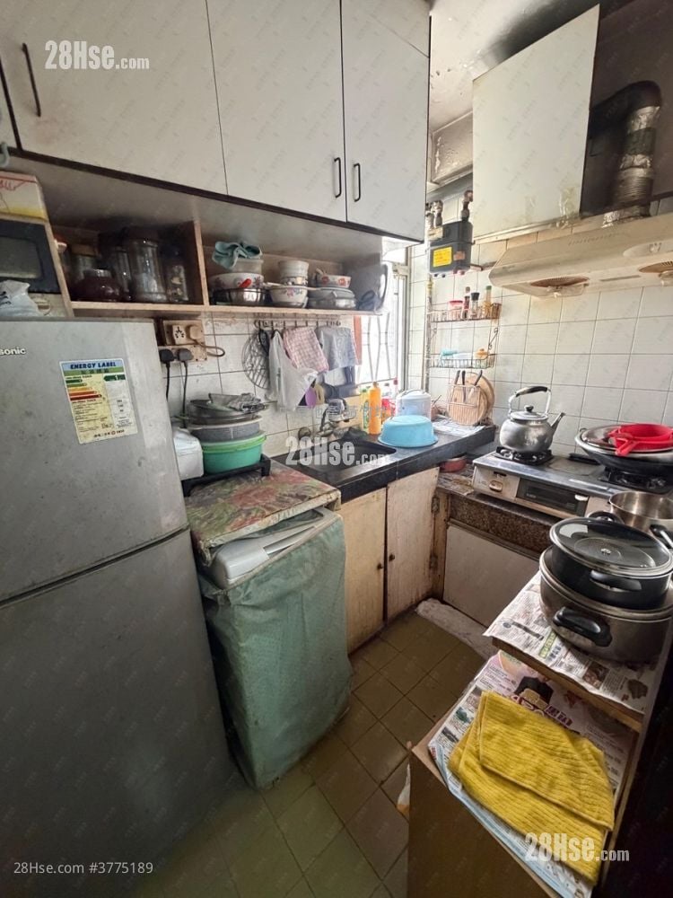 金丰大厦 售盘 3 房 , 1 浴室 547 平方尺