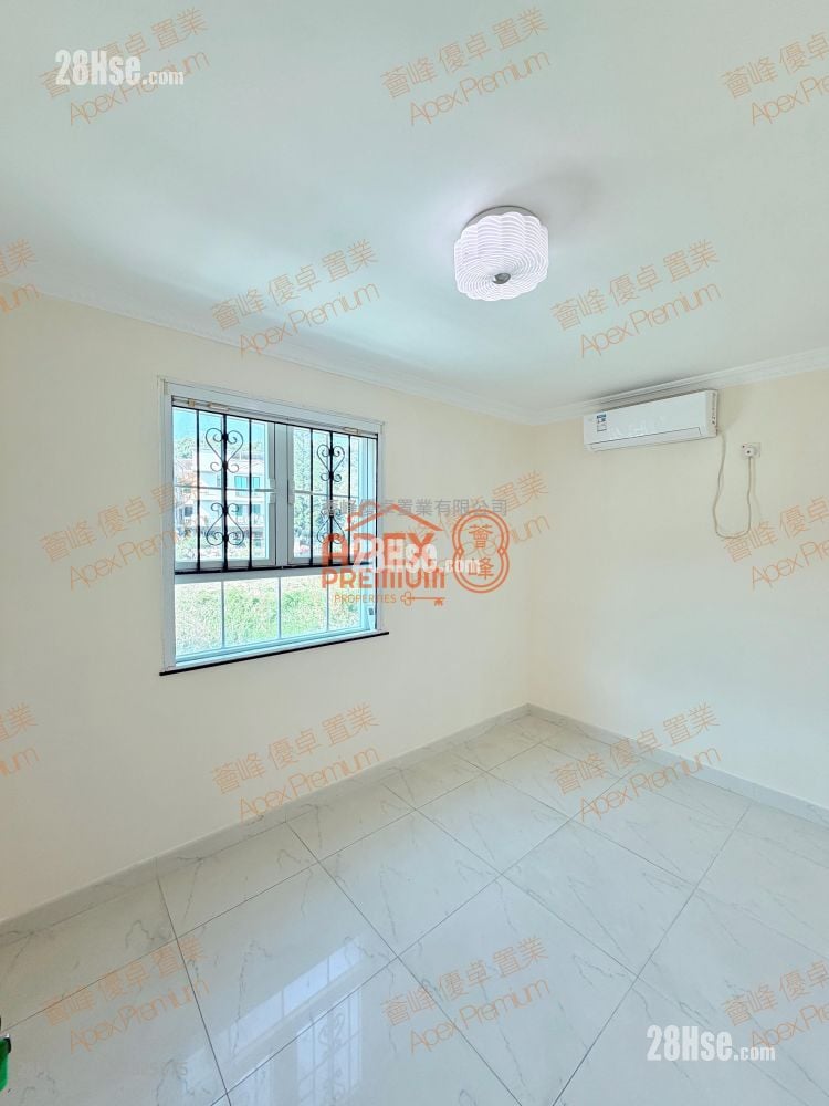 村屋 售盘 3 房 , 1 浴室 700 平方尺