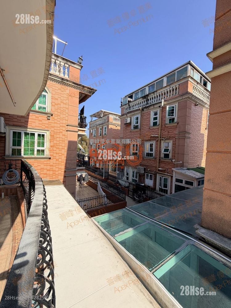 村屋 售盘 3 房 , 1 浴室 700 平方尺