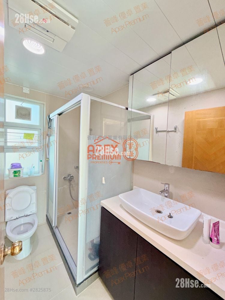 村屋 售盘 3 房 , 1 浴室 700 平方尺