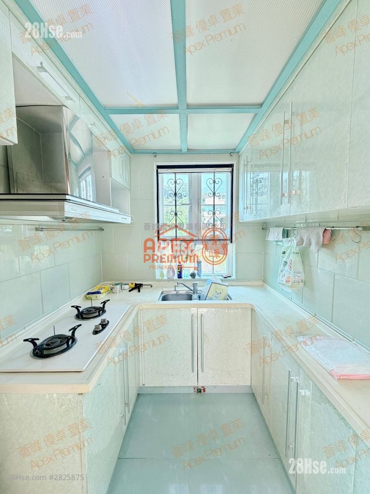 村屋 售盘 3 房 , 1 浴室 700 平方尺