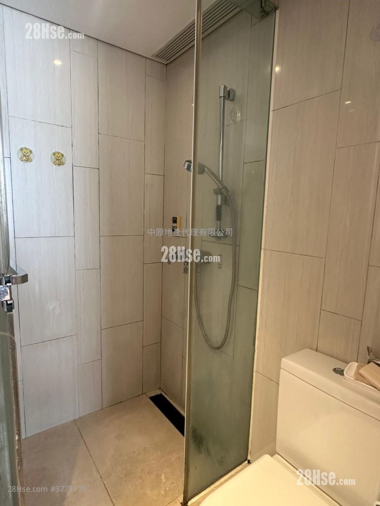 Highpoint Sell 1 Bedroom , 1 Bathroom 267 ft²