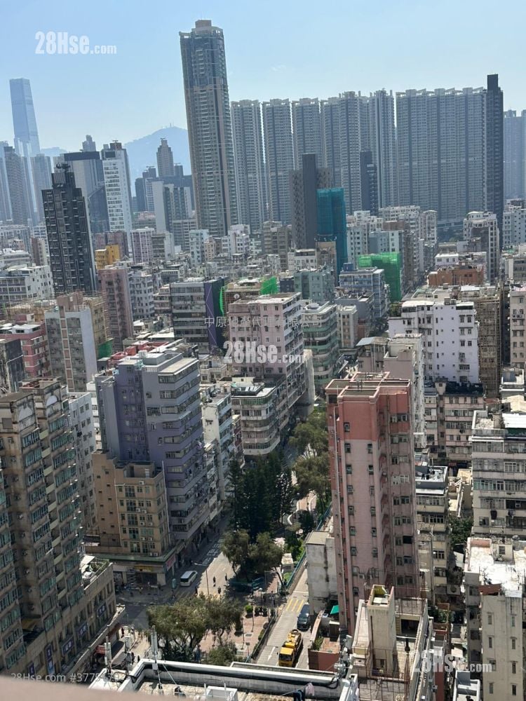 Highpoint Sell 1 Bedroom , 1 Bathroom 267 ft²