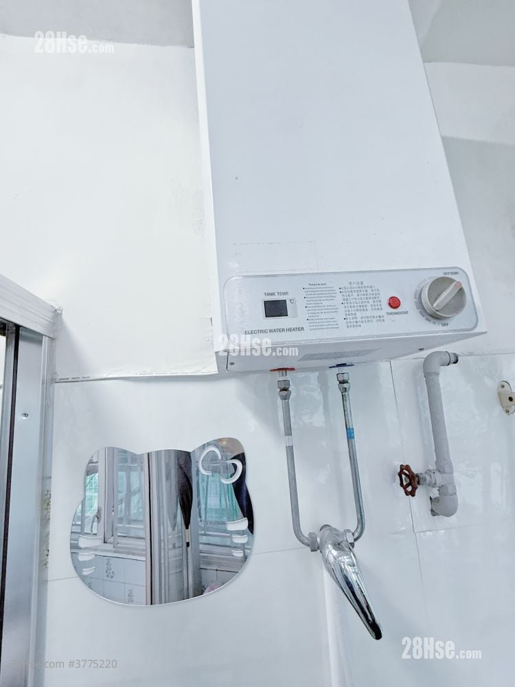 183 Ma Tau Wai Road Sell Studio , 1 Bathroom 80 ft²