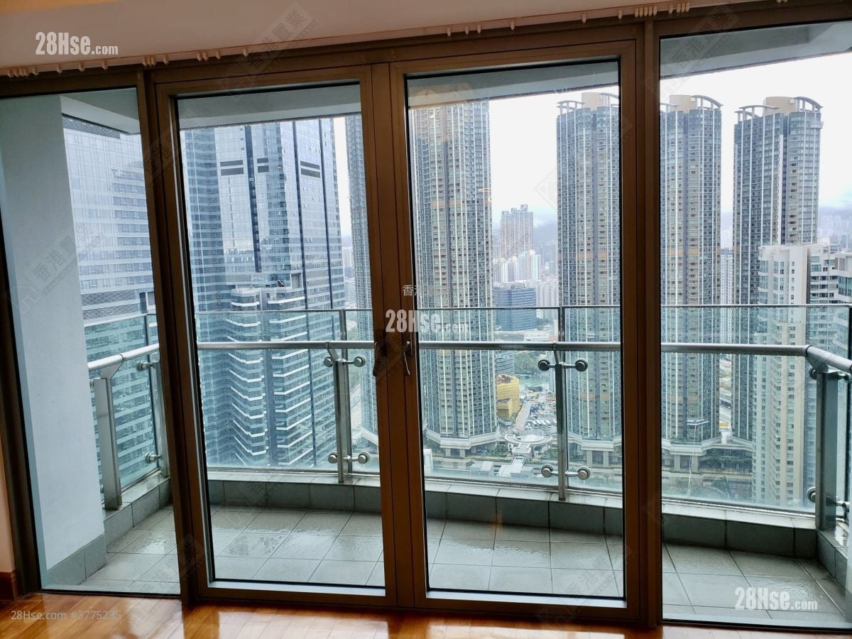 The Harbourside Sell 3 Bedrooms 1,054 ft²