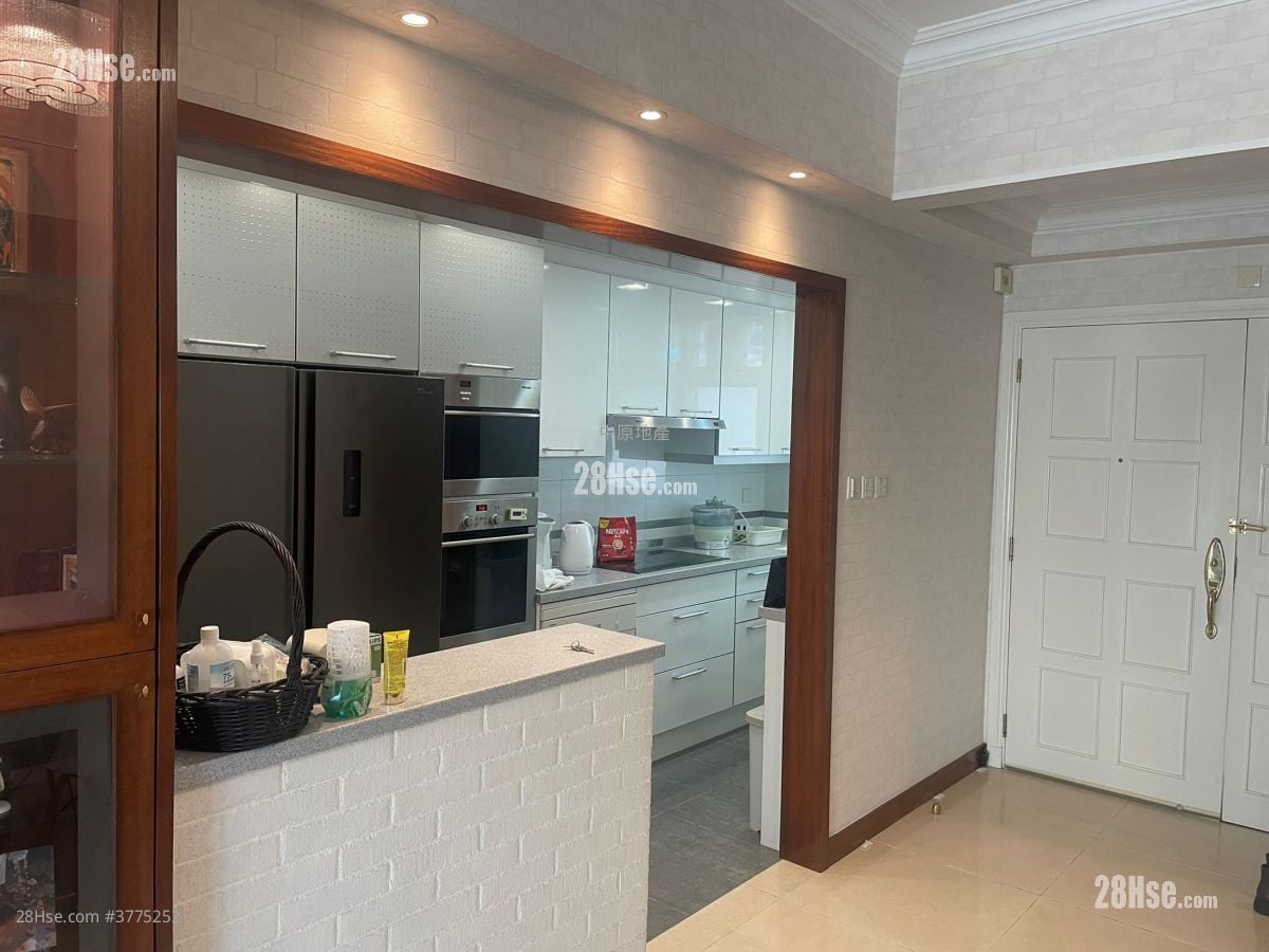 Seasons Villas Sell 4 Bedrooms , 2 Bathrooms