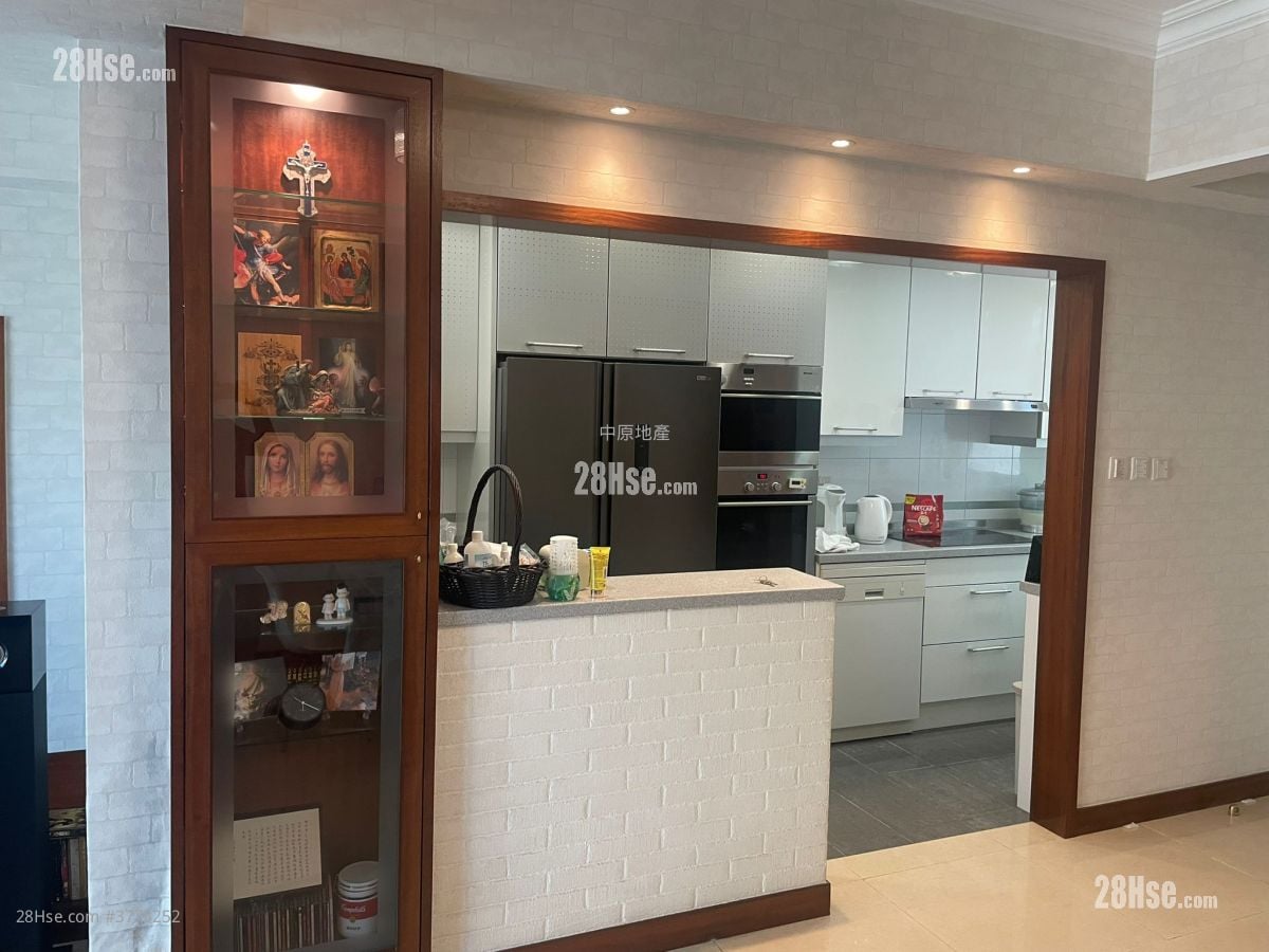 Seasons Villas Sell 4 Bedrooms , 2 Bathrooms