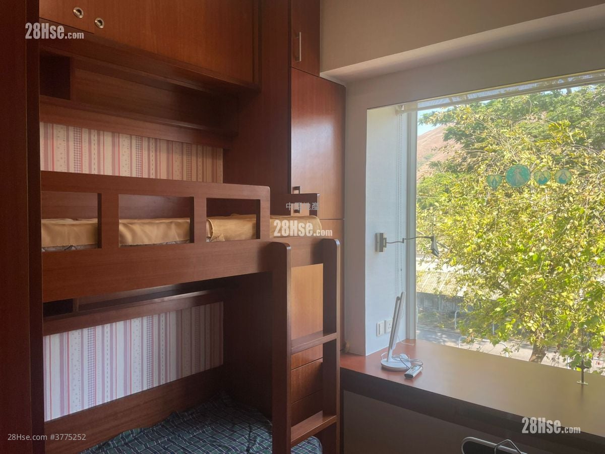 Seasons Villas Sell 4 Bedrooms , 2 Bathrooms