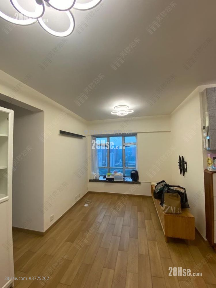 新都城 售盘 3 房 526 平方尺