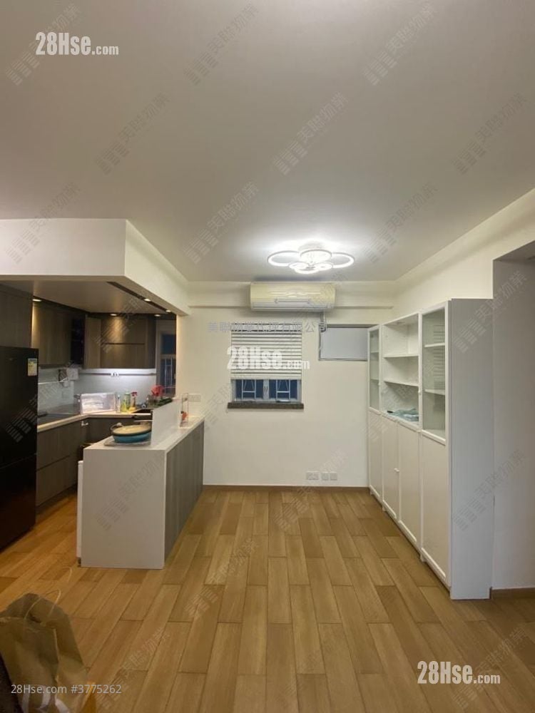 新都城 售盘 3 房 526 平方尺