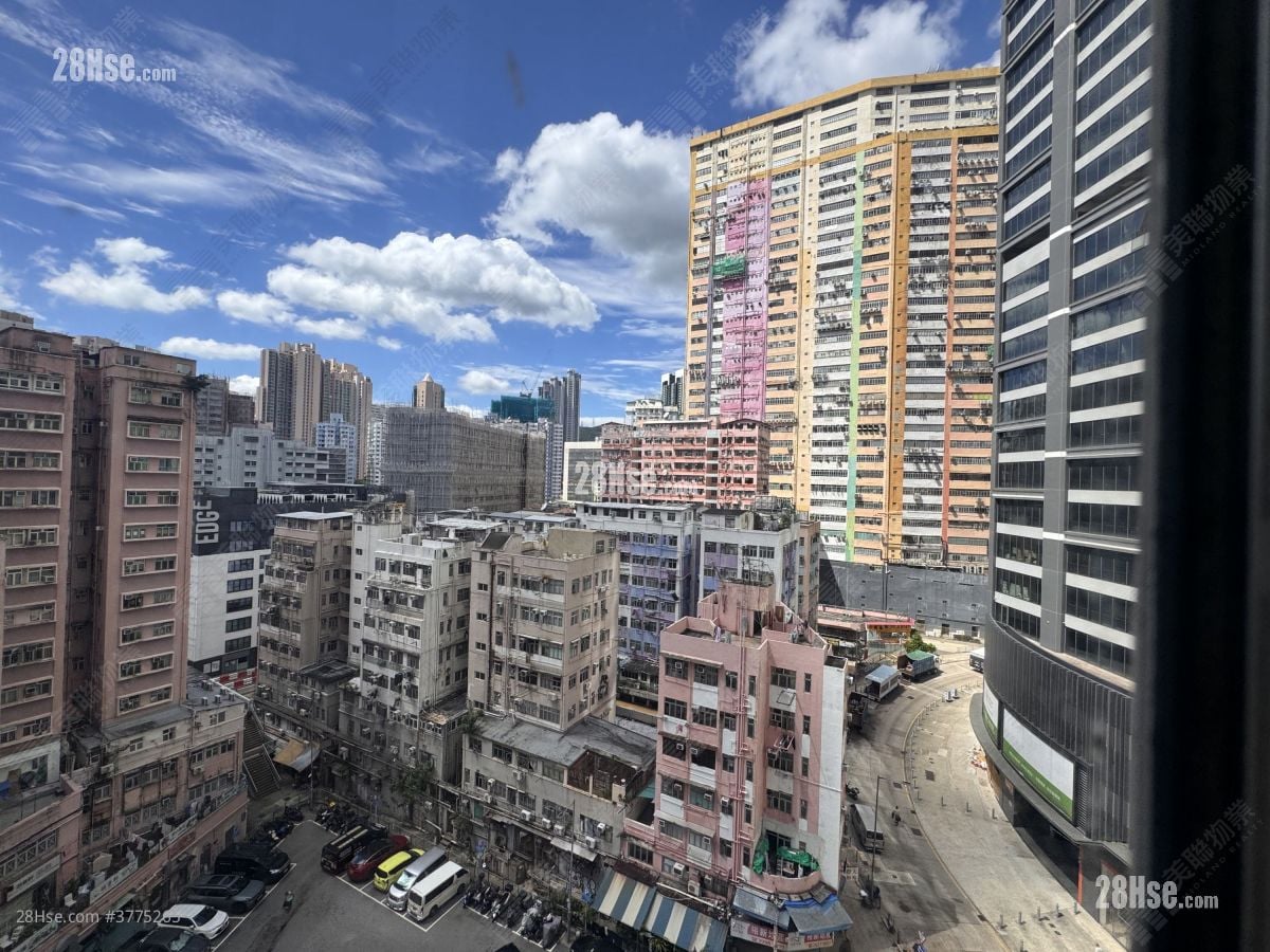 View: Po Sing Centre Sell 2 Bedrooms , 1 Bathroom 288 ft²