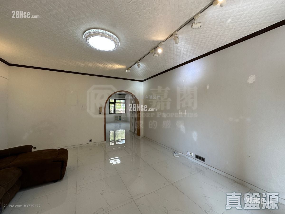 Faraday House Sell 4 Bedrooms , 3 Bathrooms 1,761 ft²