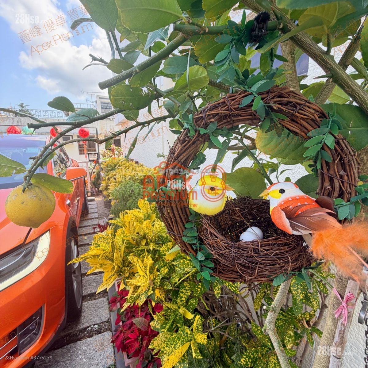 Clover Lodge Sell 5+ Bedrooms , 2 Bathrooms 2,100 ft²