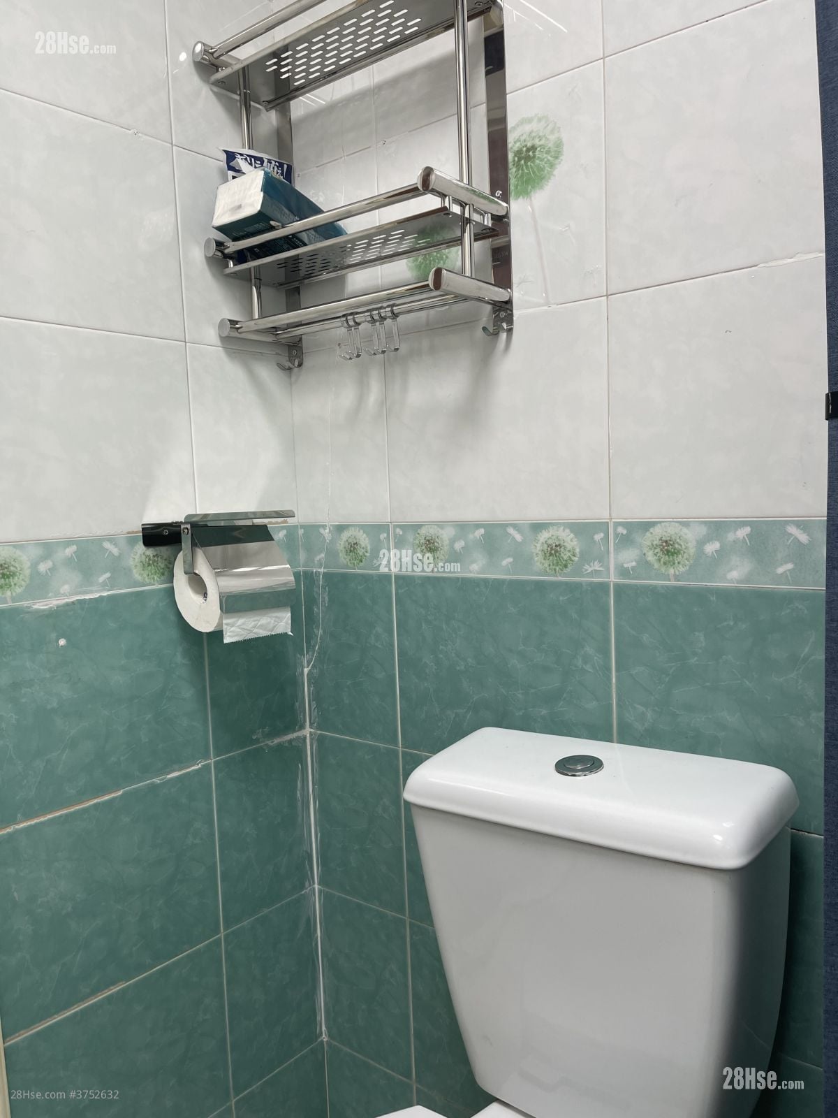 丽华大厦 租盘 2 房 , 1 浴室 293 平方尺