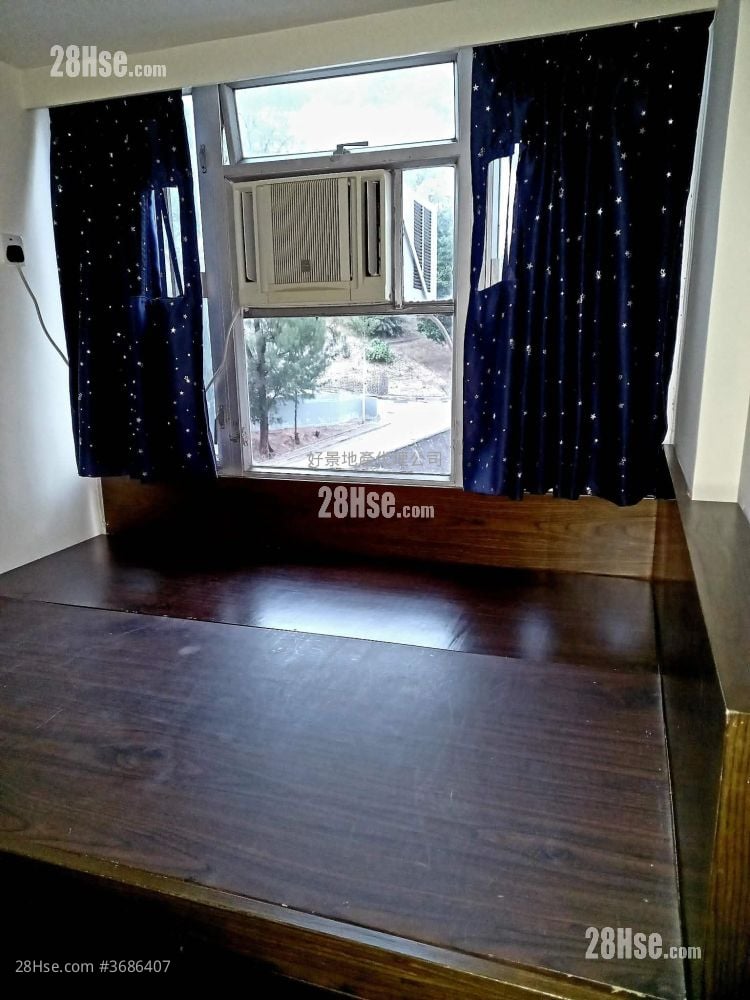 Hong Fai Building Sell 2 Bedrooms , 1 Bathroom 271 ft²