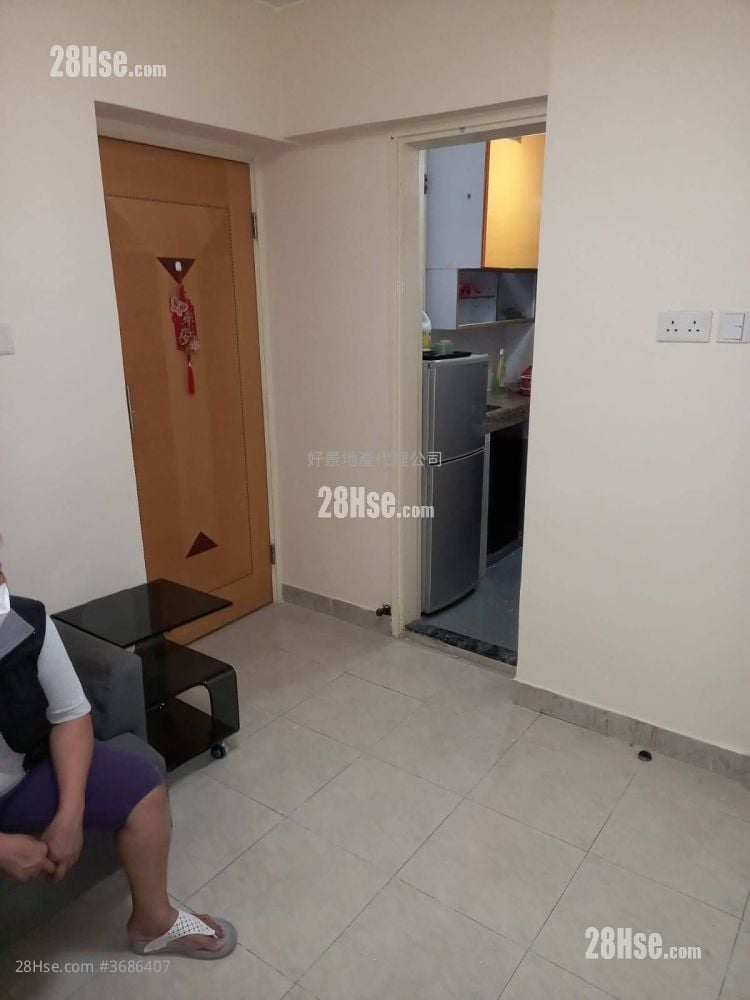 Hong Fai Building Sell 2 Bedrooms , 1 Bathroom 271 ft²