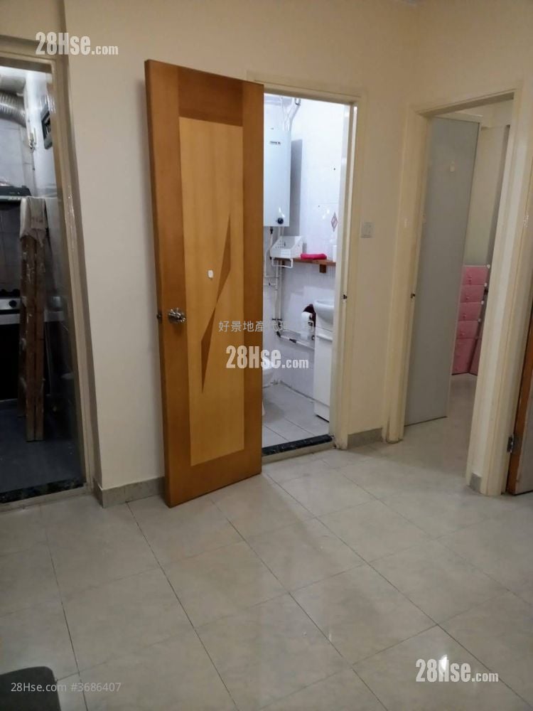 Hong Fai Building Sell 2 Bedrooms , 1 Bathroom 271 ft²