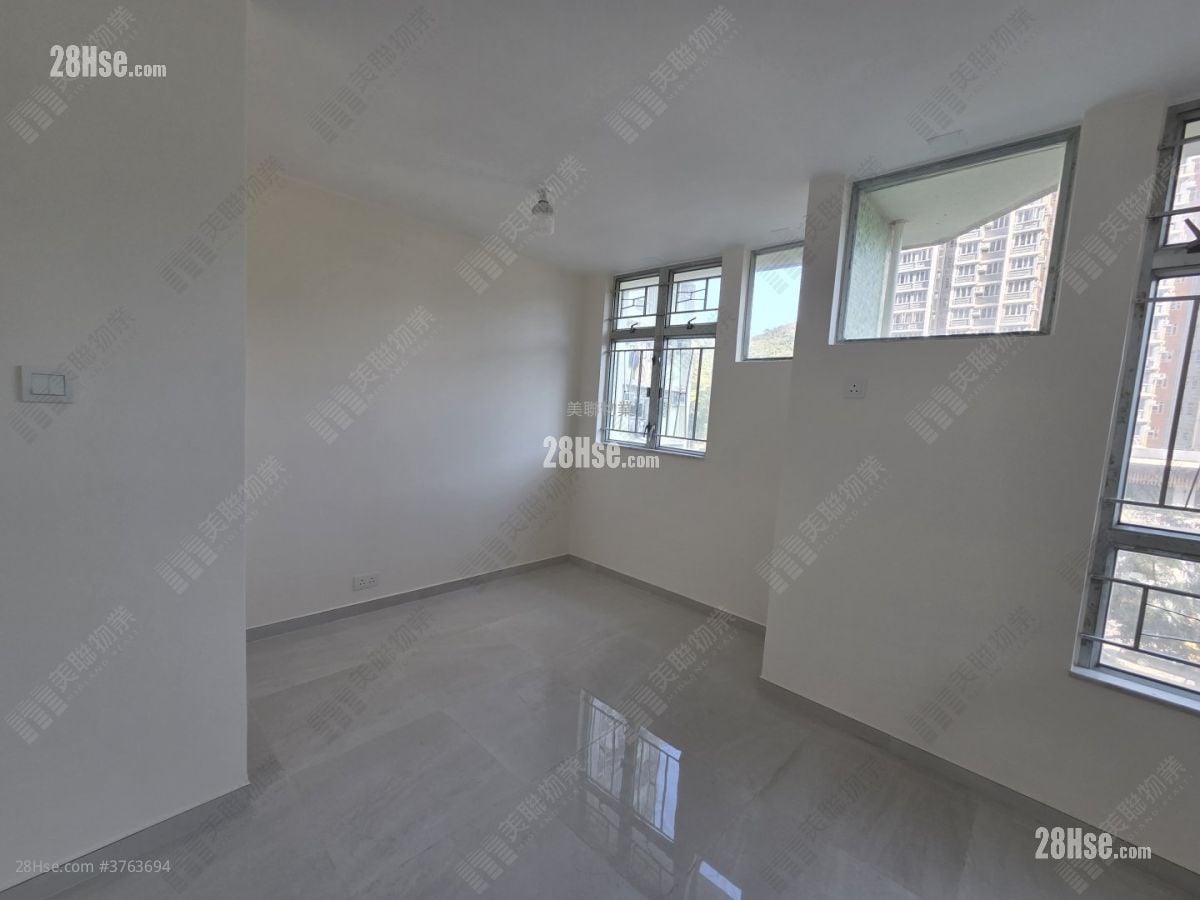 Yuk Ming Court Sell Studio , 1 Bathroom 440 ft²