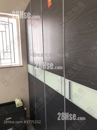 Central Park Towers Sell 3 Bedrooms , 2 Bathrooms 698 ft²