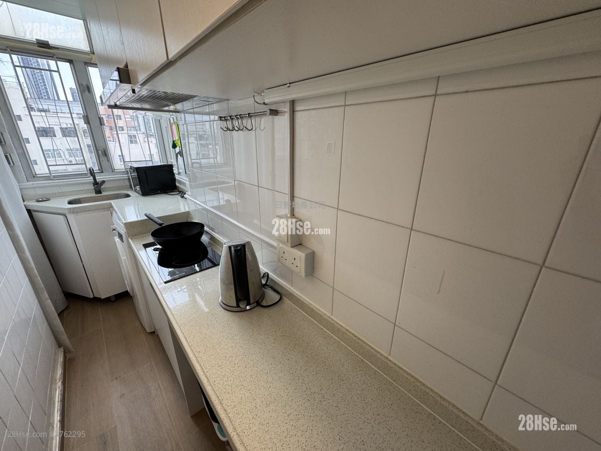 Houston Court Rental 1 Bedroom , 1 Bathroom 240 ft²