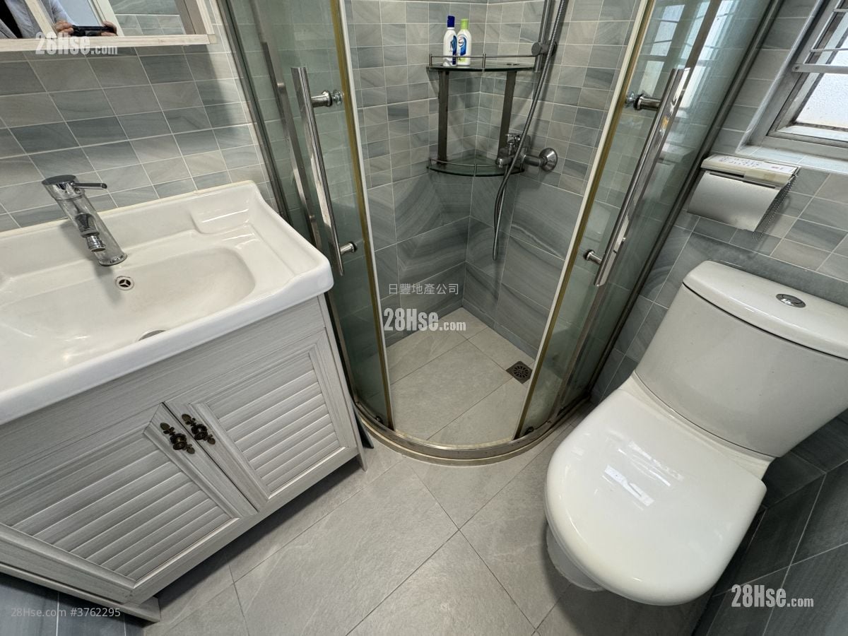 Houston Court Rental 1 Bedroom , 1 Bathroom 240 ft²