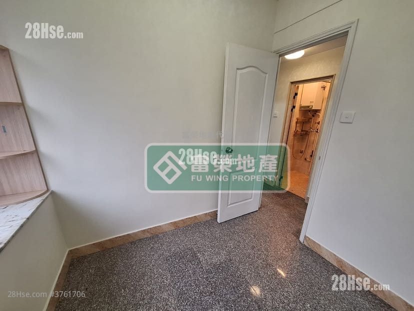 Nam Pont Building Sell 2 Bedrooms , 1 Bathroom 287 ft²