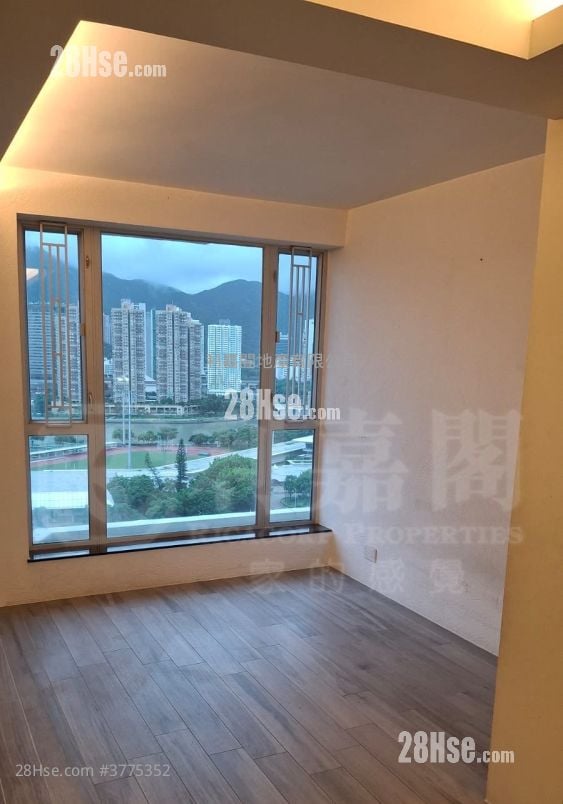 Jubilee Garden Sell 3 Bedrooms , 1 Bathroom 660 ft²